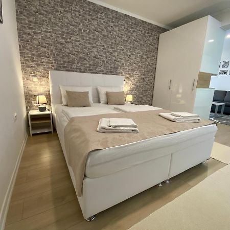 Apartments & Rooms Mostar Story Bagian luar foto